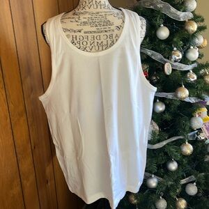Fabletics white tank top size large.